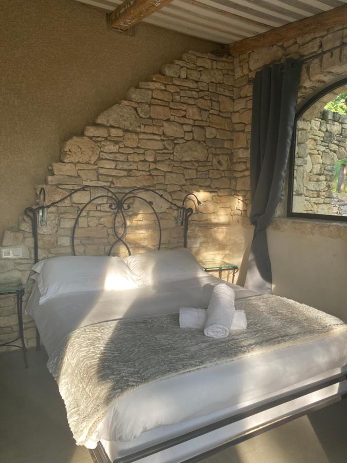 Hotel Lou Caleu Restaurant Le Rocher Des Abeilles Saint-Martin-de-Castillon Buitenkant foto